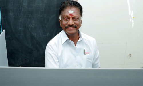 डीएमके में शामिल हुए पनीरसेल्वम