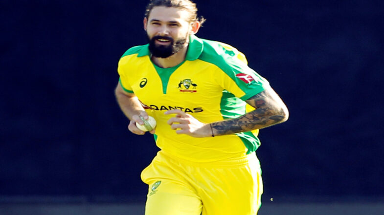 ऑस्ट्रेलियाई तेज गेंदबाज केन रिचर्डसन ने पेशेवर क्रिकेट से संन्यास लिया