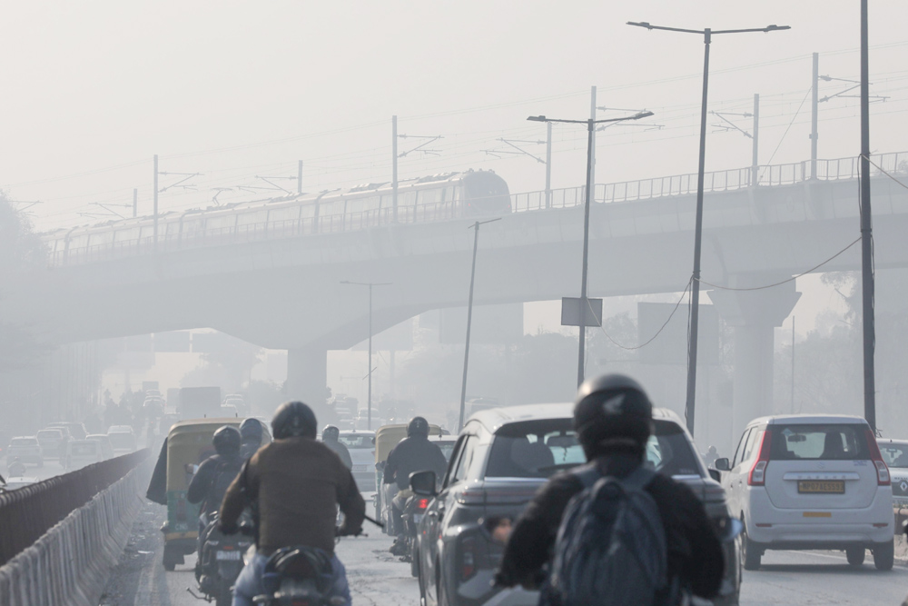 एनसीआर में प्रदूषण की मार : एक्यूआई 400 के पार