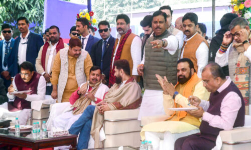 चिराग पासवान के दही-चूड़ा भोज में शामिल हुए भाजपा के दिग्गज