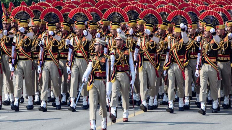 गणतंत्र दिवस पर दिखी स्वदेशी सैन्य शक्ति