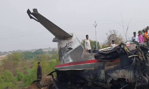 अजित पवार की प्लेन क्रैश में मौत: पीएम मोदी ने सीएम फडणवीस से बात की