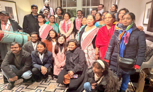 मुख्यमंत्री  हेमन्त सोरेन और विधायक  कल्पना मुर्मू सोरेन देर रात दावोस से पहुँचे लंदन