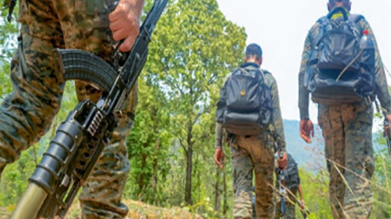 झारखंड के चाईबासा में माओवादियों से फिर हुई मुठभेड़