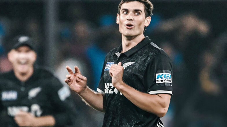 न्यूजीलैंड ने भारत के खिलाफ तीन टी20 मैचों के लिए क्रिस्टियन क्लार्क को शामिल किया