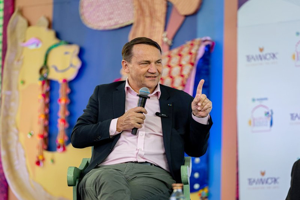 टैरिफ के जरिए भारत को सेलेक्टिव टारगेट करना गलत: रादोस्लाव सिकोर्स्की