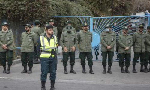 ईरान में 84 घंटे से ज्यादा समय से फोन संपर्क ठप, मौत का आंकड़ा 500 पार पहुंचा