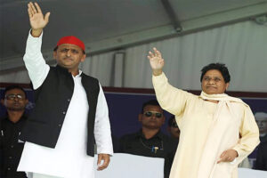 मायावती बहनजी हैं पर अखिलेश अंकल हैं!
