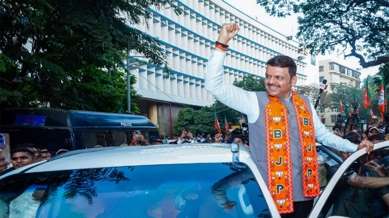 फड़नवीस का कद और बढ़ा