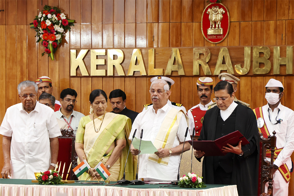 केरल के राज्यपाल की अलग राजनीति