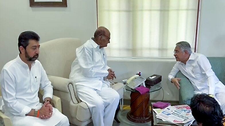 महाराष्ट्र में कुछ नहीं कर रही कांग्रेस