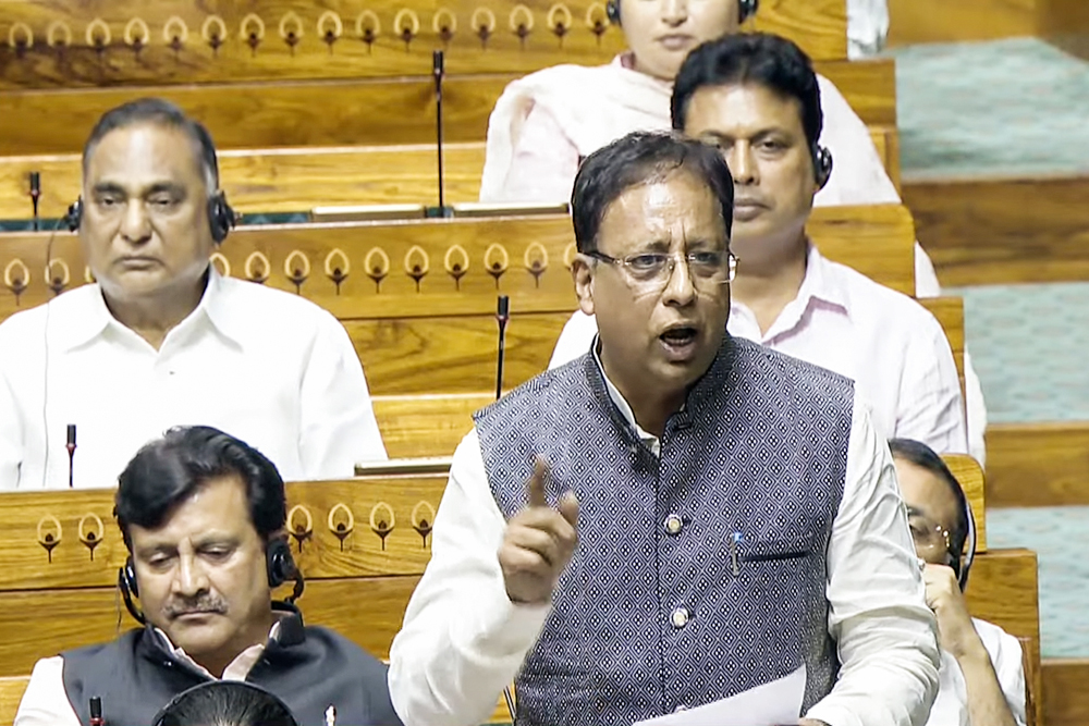 राहुल गांधी के भाषण पर विवाद, संजय जायसवाल ने स्पीकर को लिखा पत्र, आपत्तिजनक शब्द हटाने की मांग