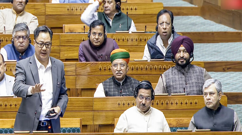 लोकसभा स्पीकर के चैंबर में घुसकर अभद्रता की गई और भला-बुरा कहा गया : किरेन रिजिजू