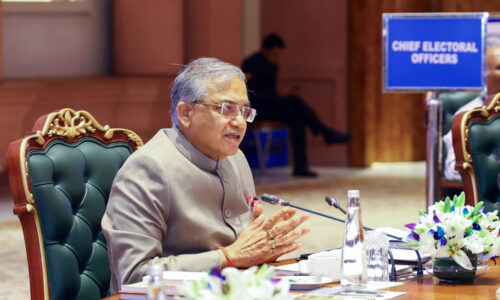 दिल्ली: चुनाव आयोग का राउंड टेबल सम्मेलन शुरू