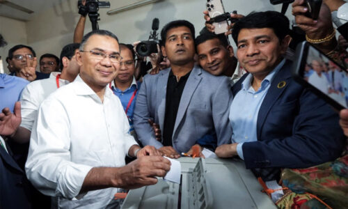 बांग्लादेश में बीएनपी को बढ़त