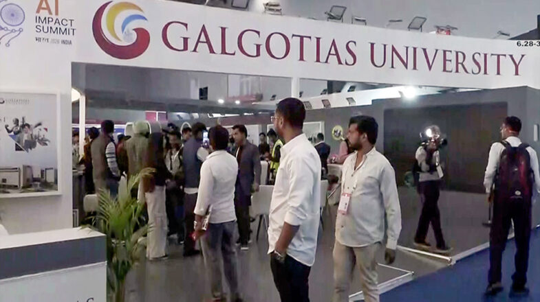 गलगोटिया यूनिवर्सिटी को एआई समिट से निकाला