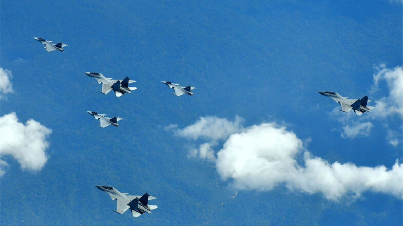 भारतीय वायु सेना और थाईलैंड का वायु अभ्यास, आकाश में सुखोई व ग्रिपेन ने दिखाई ताकत