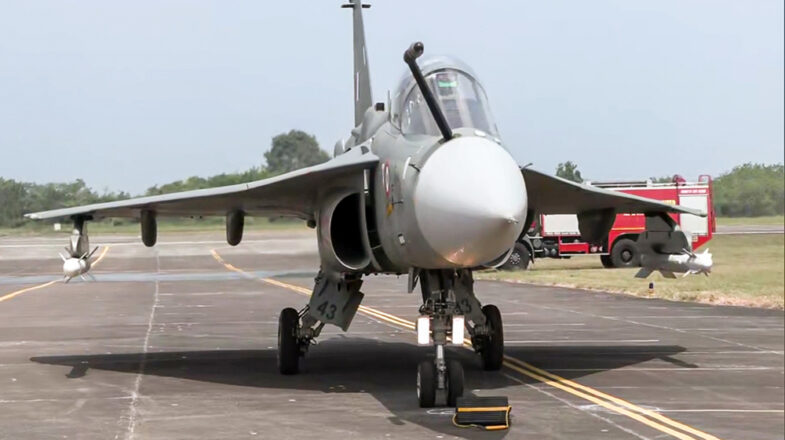 एलसीए तेजस दुर्घटनाग्रस्त नहीं हुआ, ग्राउंड पर मामूली तकनीकी समस्याः एचएएल