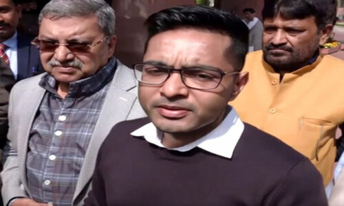 ओम बिरला को हटाने के लिए विपक्ष ने लोकसभा सचिवालय को भेजा नोटिस