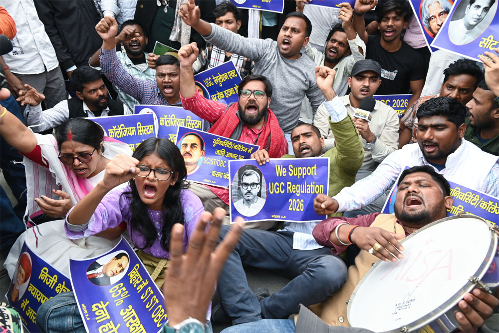 लड़ाओं, द्वेष फैलाओ, राज करो