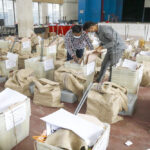 बांग्लादेश में मतदान संपन्न, कई पोलिंग बूथों पर हिंसा