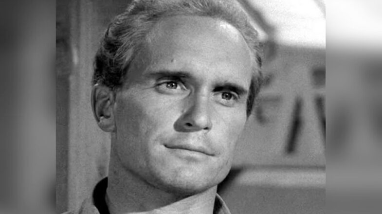 ‘द गॉडफादर’ फेम रॉबर्ट डुवैल का निधन