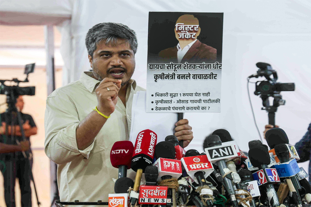 रोहित पवार के आरोपों पर क्या सुनेत्रा साथ हैं?