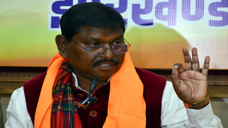 अर्जुन मुंडा का पुनर्वास संभव है