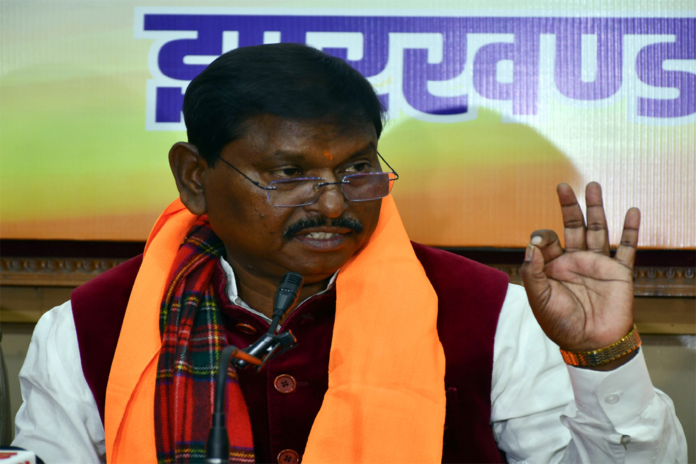 अर्जुन मुंडा का पुनर्वास संभव है