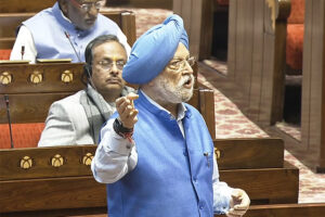 हरदीप पुरी के लिए मुश्किल