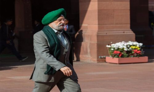 पुरी का राज्यसभा में आखिरी साल