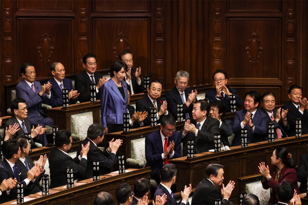 जापान में जोरदार जनादेश