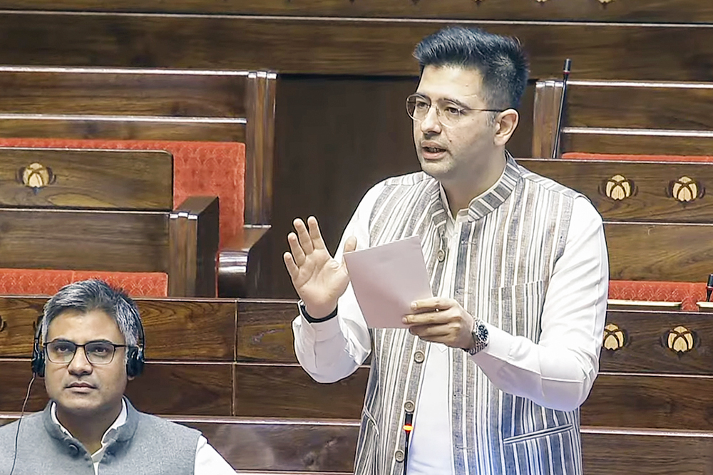 राघव चड्ढा ने संसद में उठाया ‘पैटरनिटी लीव’ का मुद्दा