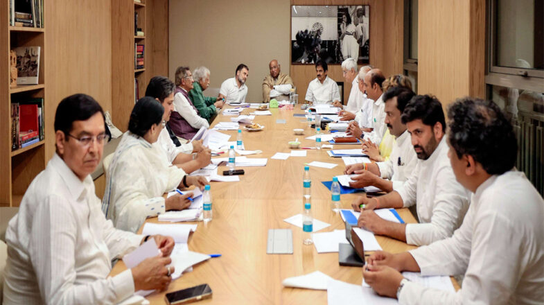 तमिल सहयोगी कांग्रेस से नाराज