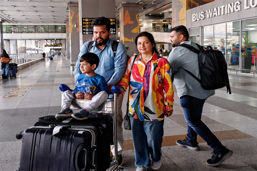 खाड़ी से क्या लौटेंगे भारतीय?