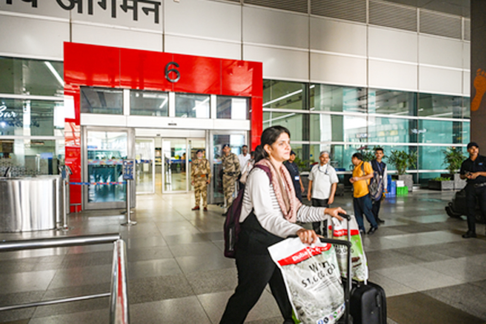 विमानन कंपनियां आज से बढ़ा सकेंगी किराया