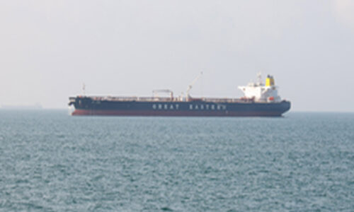 कुवैती तेल से लदे टैंकर पर ईरान ने ड्रोन से किया हमला