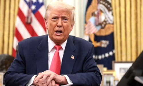 ईरान को पाषाण युग पहुंचाने की ट्रंप की धमकी