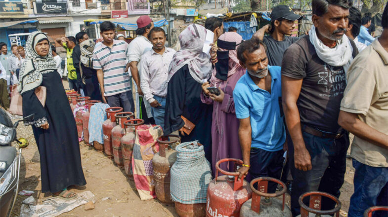 कम नहीं हो रहा एलपीजी का संकट
