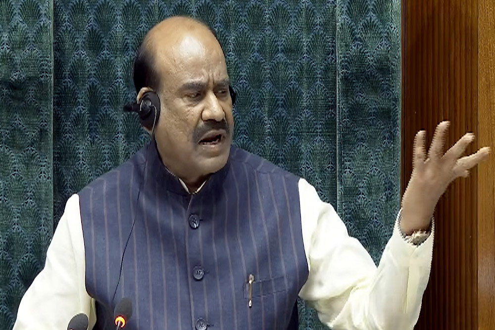 यह कैसा अविश्वास प्रस्ताव था?