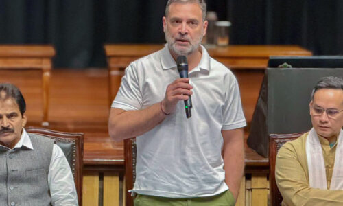 राहुल ने केरल में वर्चुअल सभा की