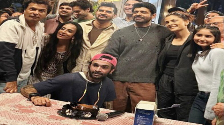 विक्रम फडनीस की फिल्म में दिखेंगे ताहिर