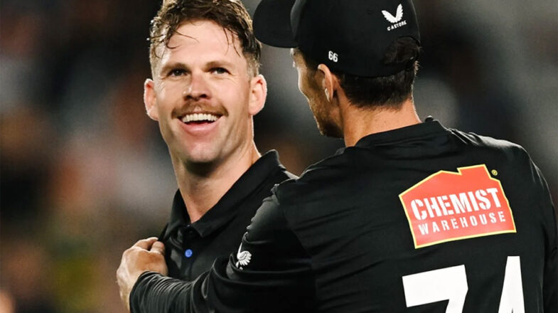 न्यूजीलैंड ने तीसरे टी20 में दक्षिण अफ्रीका को 8 विकेट से हराया