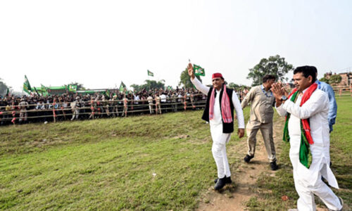 अखिलेश की भाईचारा रैली पर नजर