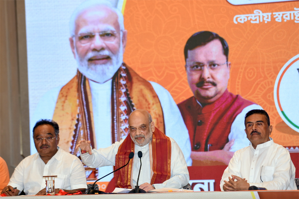 ममता सरकार के खिलाफ भाजपा का आरोपपत्र