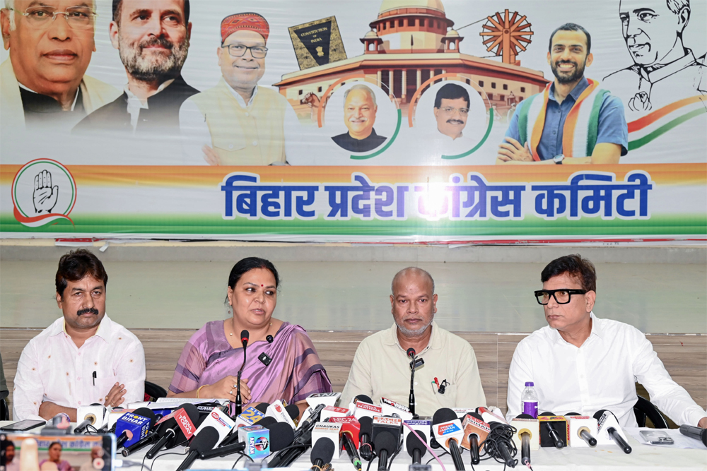 बिहार में कांग्रेस का एक विधायक छह करोड़ का