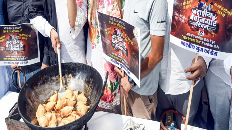 और सबके पीछे की सोच, बुनियाद “पकौड़ा-चाय-ठेला मॉडल”!