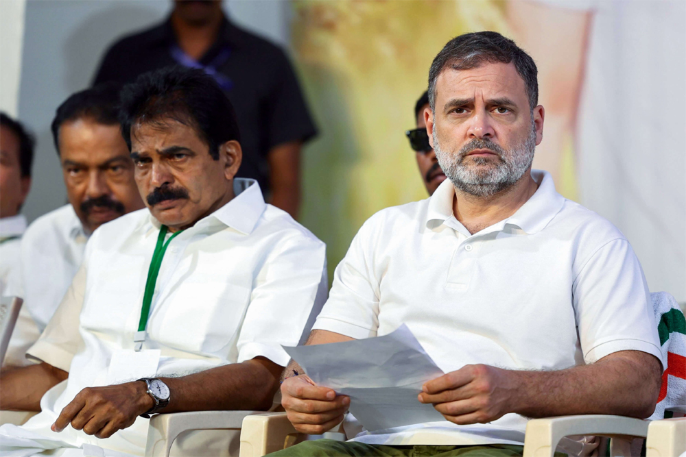 केरल में कांग्रेस जीती तो महिला सीएम