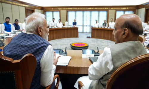 गड़बड़ है तो विपक्ष दोषी