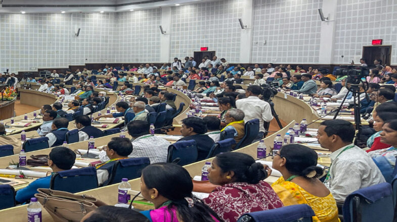 ‘इंडियन नॉलेज सिस्टम’ का तोतारटंत तमाशा